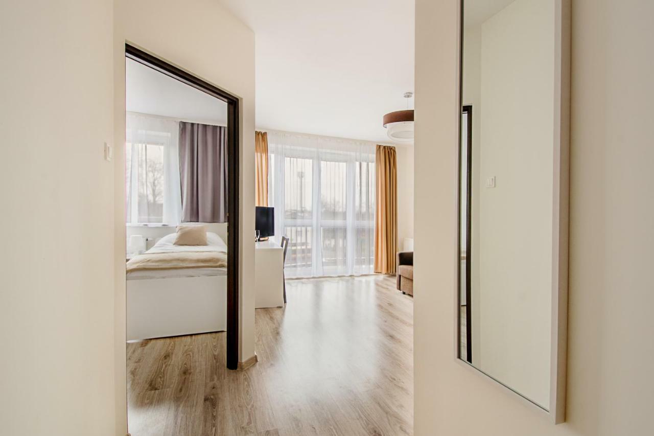 Apartament Poniatowskiego - Komfortowe Noclegi ピアセチュノ エクステリア 写真